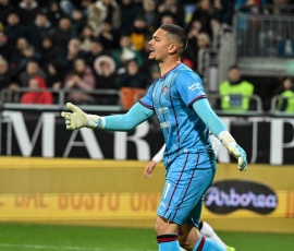 Elia Caprile of Cagliari Calcio during Cagliari Calcio vs AC Milan, Italian soccer Serie A match in Cagliari, Italy, January 02 2026