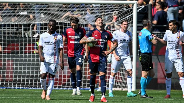 Alessandro Deiola of Cagliari Calcio during Cagliari Calcio vs US Cremonese, Italian soccer Serie A match in Cagliari, Italy, April 11 2026