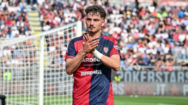 Sebastiano Esposito of Cagliari Calcio during Cagliari Calcio vs US Cremonese, Italian soccer Serie A match in Cagliari, Italy, April 11 2026