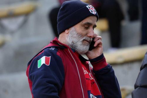 03- 12 - 2017 BOLOGNA - CAGLIARI CAMPIONATO SERIE A TIM 2017 -18 SILVER PRESS  PH ALBERTO MARIANI . NELLA FOTO -TIFOSI IN TRASFERTA A BOLOGNA