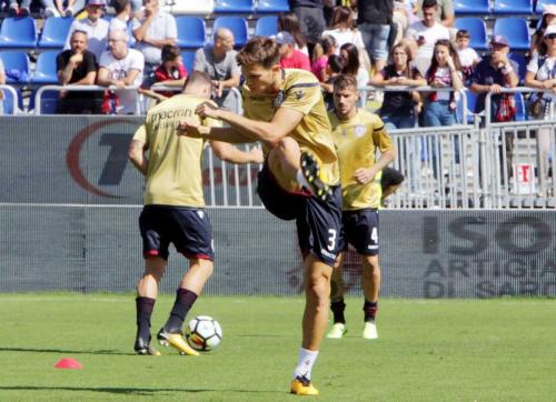 Cagliari (CA) 24 08 2017 Campionato Serie A TIM incontro Cagliari - Chievo Verona Nella foto:   Marco Andreolli SILPRESS/ENRICO LOCCI