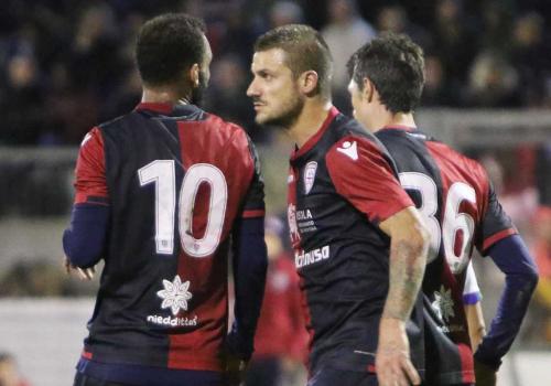 Nuoro 09 11 2017 Nuorese Cagliari nella foto Daniele Dessena, Joao pedro e Melchiorri dopo il gol di Melchiorri