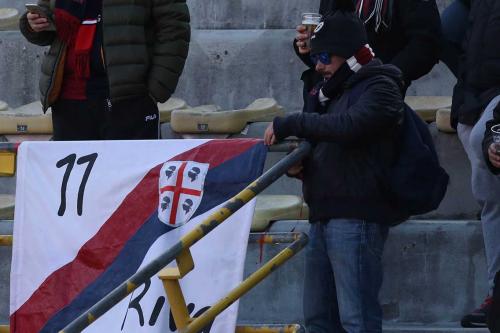 03- 12 - 2017 BOLOGNA - CAGLIARI CAMPIONATO SERIE A TIM 2017 -18 SILVER PRESS  PH ALBERTO MARIANI . NELLA FOTO -TIFOSI IN TRASFERTA A BOLOGNA