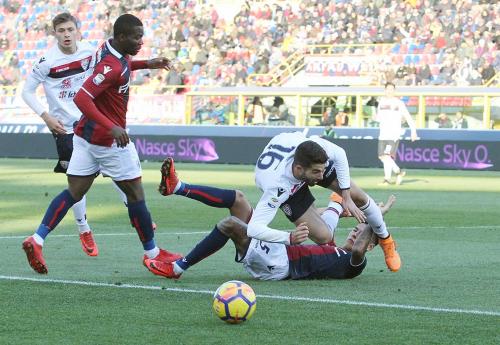 03- 12 - 2017 BOLOGNA - CAGLIARI CAMPIONATO SERIE A TIM 2017 -18 SILVER PRESS  PH ALBERTO MARIANI . NELLA FOTO -PAOLO FARAGO