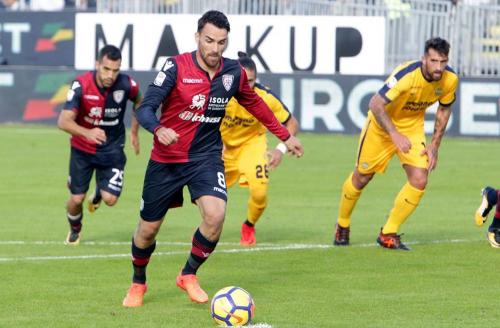 Cagliari (CA) 05 11  2017 Campionato Serie A TIM incontro Cagliari -   Hellas Verona Nella foto: Luca Cigarini sbaglia il rigore SILPRESS/ENRICO LOCCI