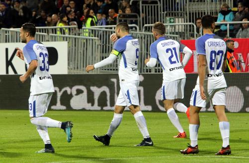 Cagliari (CA) 25  11  2017 Campionato Serie A TIM incontro Cagliari -   Inter Nella foto:  esultanza  di  Mauro Icardi        dell'inter SILPRESS/ENRICO LOCCI