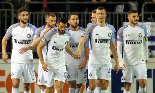 Cagliari (CA) 25  11  2017 Campionato Serie A TIM incontro Cagliari -   Inter Nella foto:  esultanza  di  Marcelo Brozovic     dell'inter SILPRESS/ENRICO LOCCI